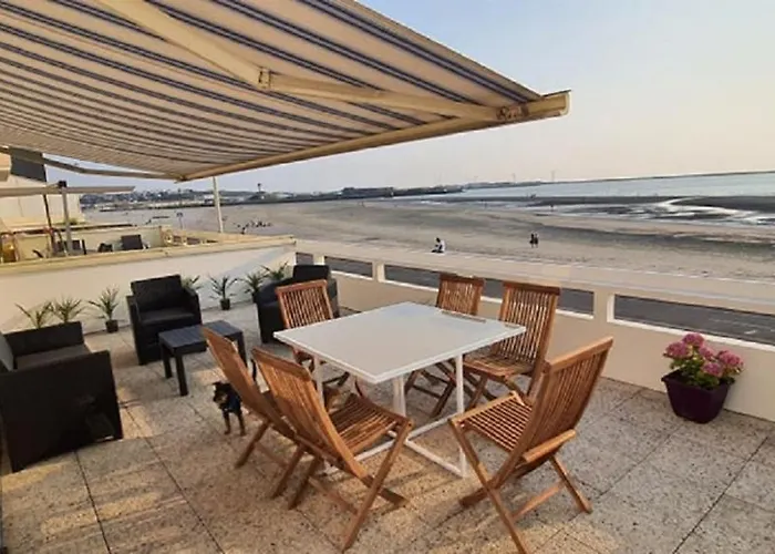 Superbe Appartement Avec Terasse Face A La Mer